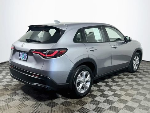 Used 2023 Honda HR-V LX image 7