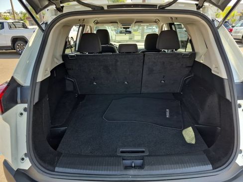 Used 2023 Nissan Rogue SV AWD/4WD image 26