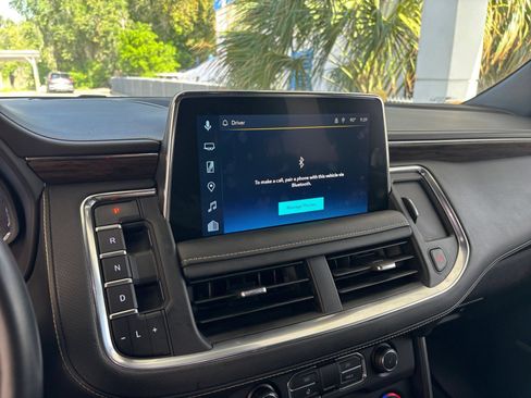 Used 2023 Chevrolet Tahoe Premier RWD image 17