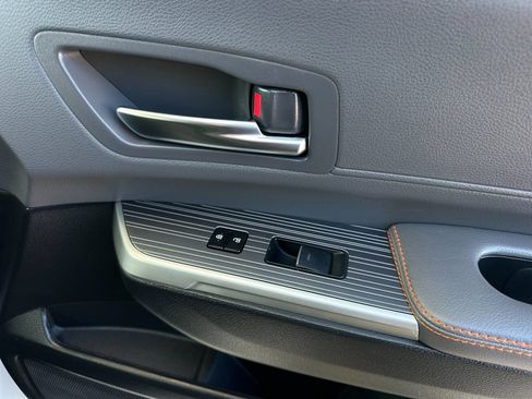 Used 2024 Toyota Sienna XSE w/ XSE Plus Package image 20