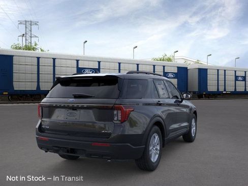 New 2026 Ford Explorer Active AWD/4WD image 10