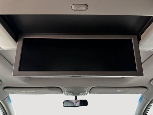 Used 2012 Honda Odyssey Touring Elite image 32