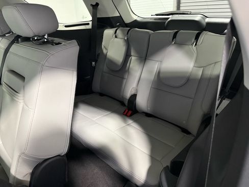 New 2026 Ford Explorer Active w/ Active Comfort Package RWD image 15