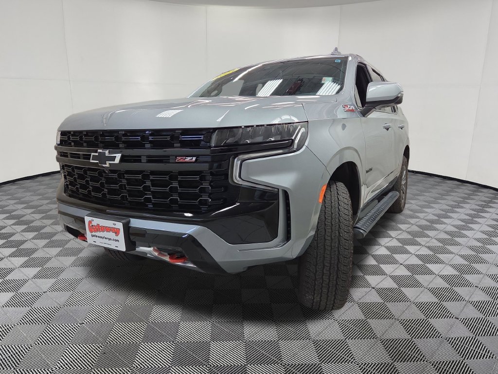 Used 2024 Chevrolet Tahoe Z71 w/ Luxury Package AWD/4WD image 7