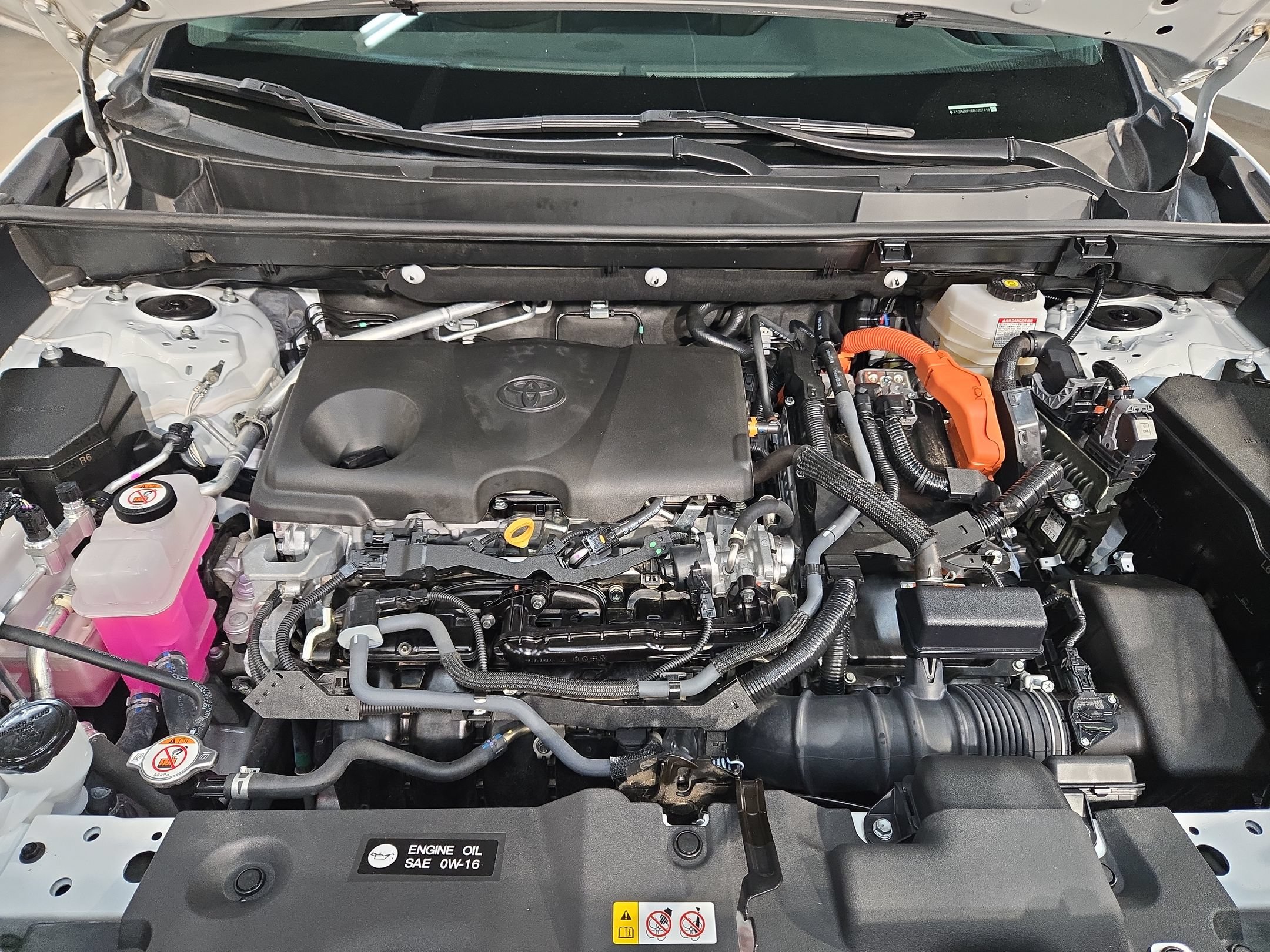 Certified 2024 Toyota RAV4 LE AWD/4WD image 19