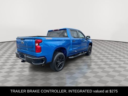 Used 2024 Chevrolet Silverado 1500 Custom Trail Boss w/ Turbomax Blackout Package AWD/4WD image 12