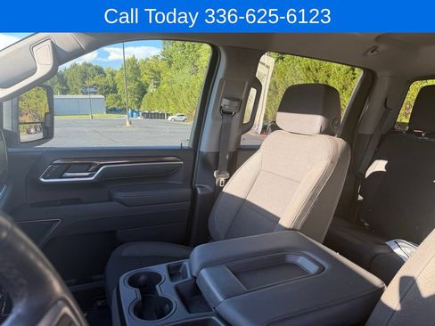 Used 2025 Chevrolet Silverado 3500 LT AWD/4WD image 21