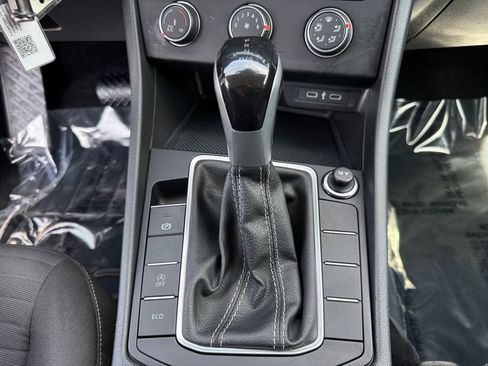 Used 2024 Volkswagen Jetta S FWD image 17