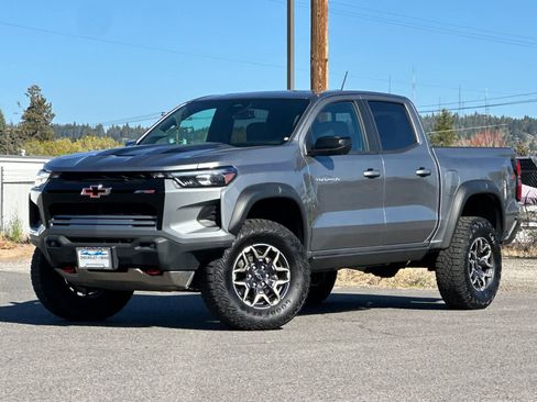 Used 2023 Chevrolet Colorado ZR2 w/ ZR2 Convenience Package III AWD/4WD image 1