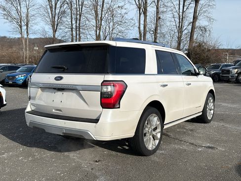 Used 2018 Ford Expedition Platinum image 3