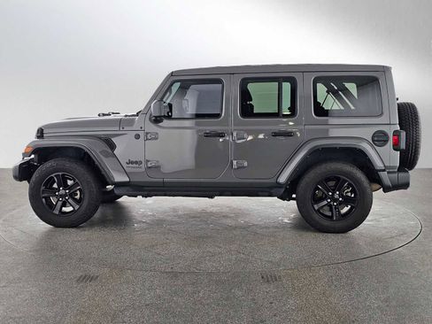 Used 2021 Jeep Wrangler Unlimited Sahara image 7