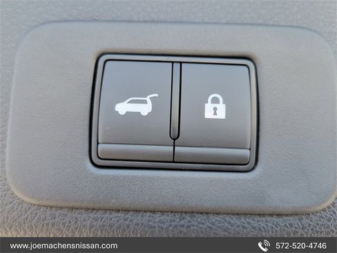 New 2025 Nissan Murano SL image 16