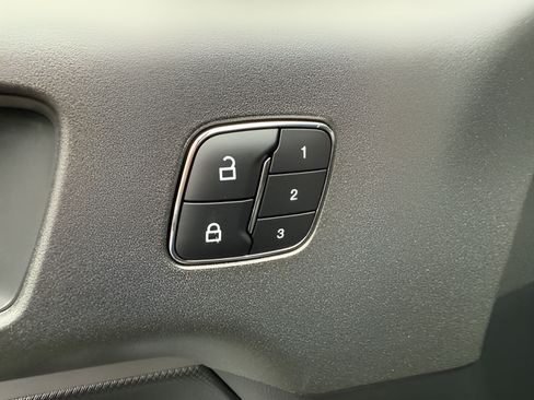 Used 2025 Ford Bronco Sport Badlands AWD/4WD image 21