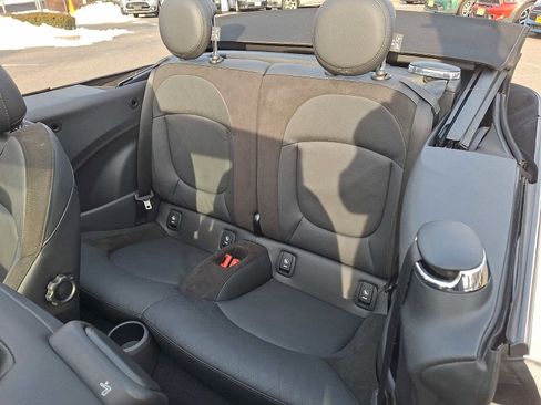 Used 2022 MINI Cooper S w/ Signature Upholstery Package image 7