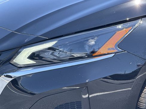 Used 2025 Nissan Altima 2.5 SL FWD image 6