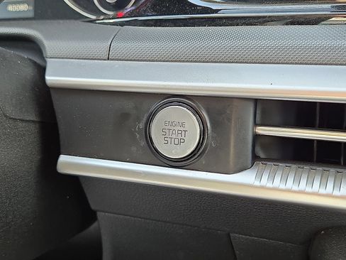 Used 2023 Kia K5 LXS FWD image 30