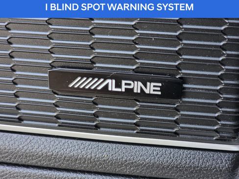 Used 2022 Jeep Grand Cherokee L Limited w/ Luxury Tech Group II image 22