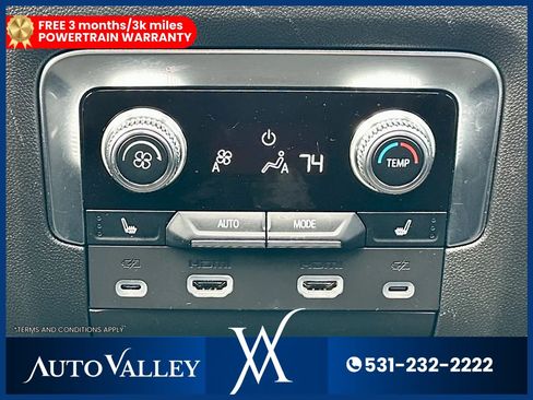 Used 2024 GMC Yukon XL Denali w/ Advanced Technology Package AWD/4WD image 39
