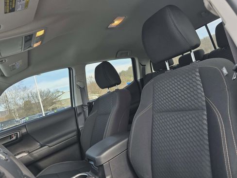 Used 2023 Toyota Tacoma 4x4 Double Cab image 12