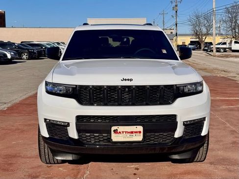 New 2025 Jeep Grand Cherokee L Limited w/ Luxury Tech Group II RWD image 2