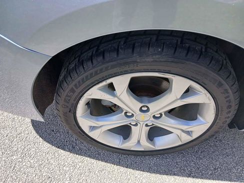 Used 2017 Chevrolet Cruze Premier image 13