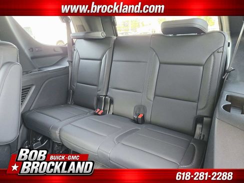 Used 2021 GMC Yukon Denali w/ Denali Ultimate Package AWD/4WD image 15