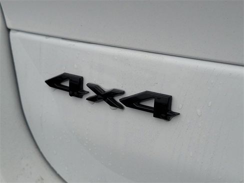 New 2025 Jeep Grand Cherokee L Limited image 6