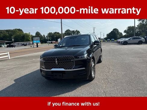 Used 2025 Lincoln Navigator Reserve AWD/4WD image 7