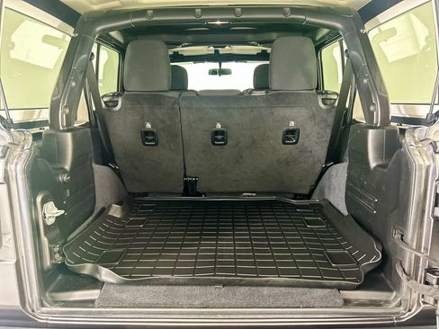 Used 2019 Jeep Wrangler Unlimited Sport AWD/4WD image 26