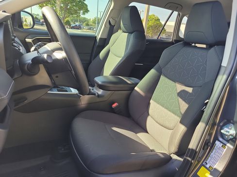 Certified 2022 Toyota RAV4 XLE image 20