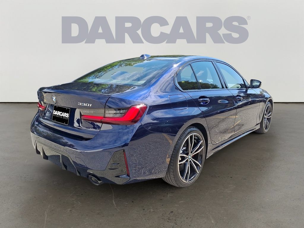 Used 2023 BMW 330i xDrive Sedan w/ M Sport Package AWD/4WD image 6