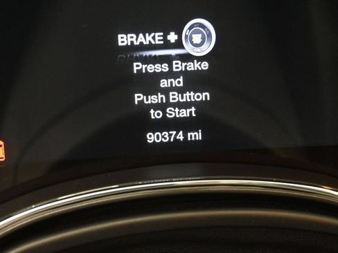 Used 2019 Jeep Grand Cherokee Laredo AWD/4WD image 13