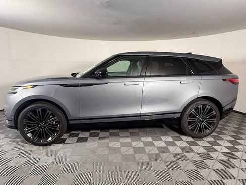 Used 2026 Land Rover Range Rover Velar Dynamic SE AWD/4WD image 4