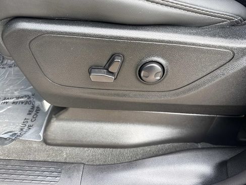 Used 2023 RAM 1500 Big Horn AWD/4WD image 29