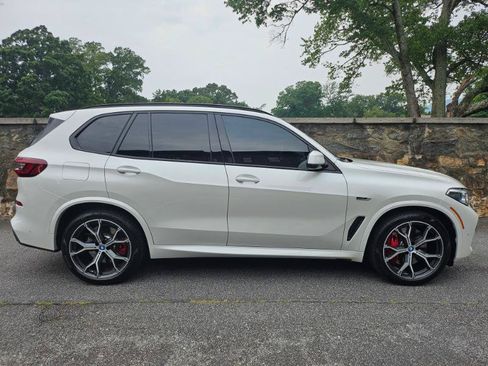 Used 2023 BMW X5 xDrive45e w/ Executive Package AWD/4WD image 9