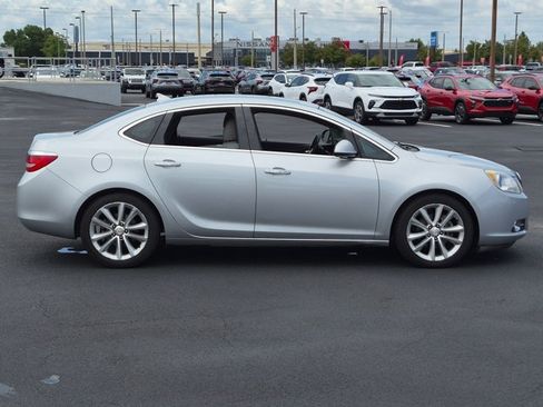 Used 2013 Buick Verano FWD image 4