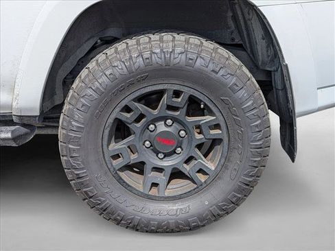 Used 2024 Toyota 4Runner TRD Off-Road Premium w/ Moonroof Package AWD/4WD image 3