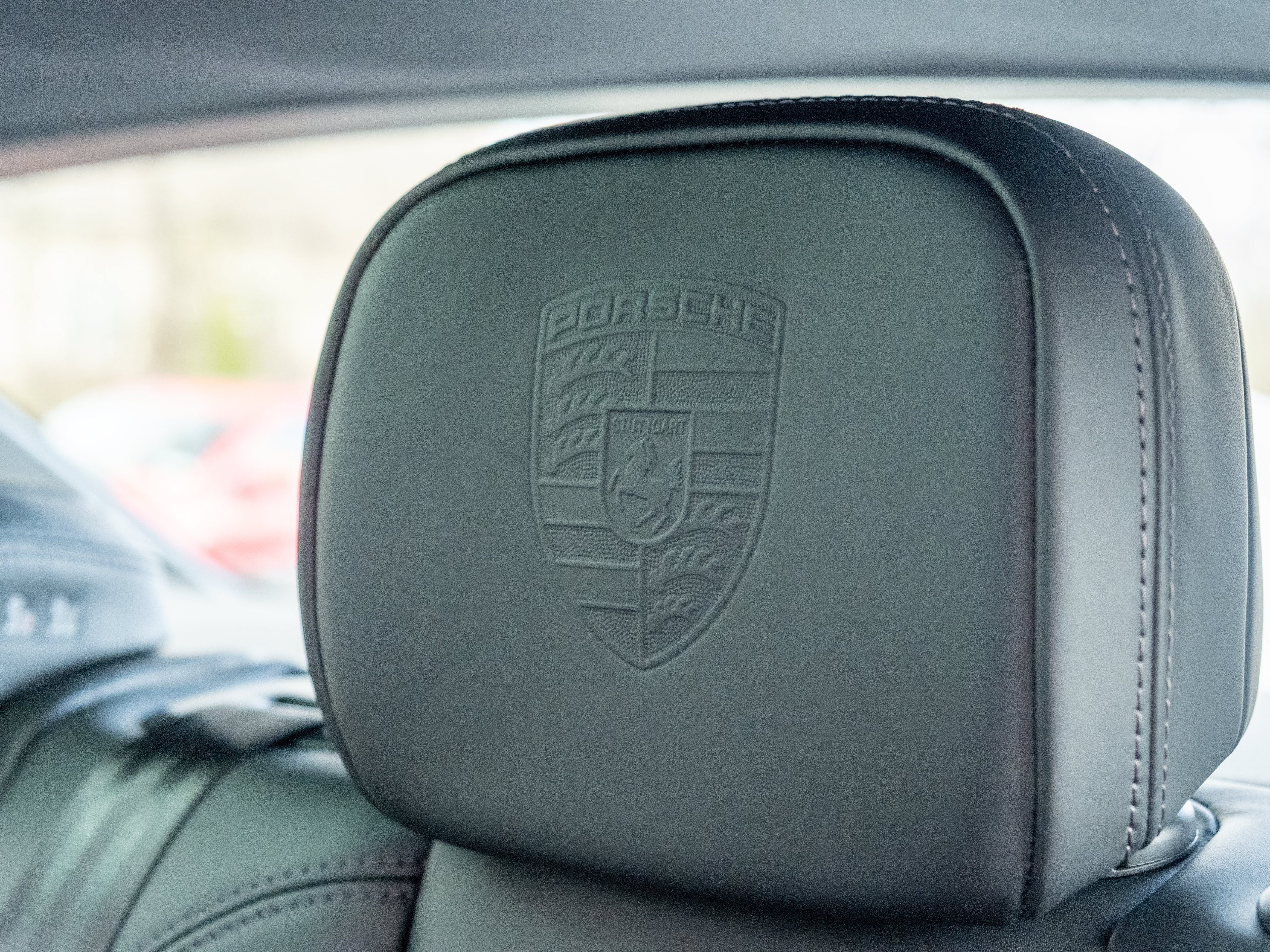 Certified 2026 Porsche Macan AWD/4WD image 40