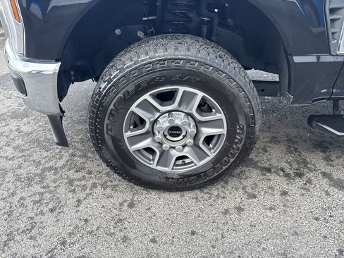 Used 2024 Ford F350 Lariat w/ Camper Package image 11