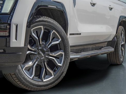 New 2025 GMC Sierra EV Denali image 23