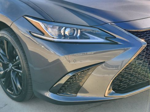 Used 2023 Lexus ES 350 F Sport image 5