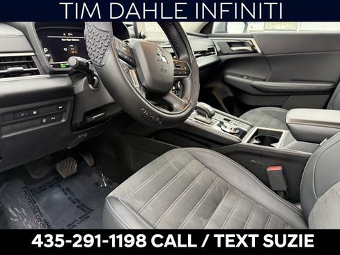 Used 2024 Mitsubishi Outlander SE image 10