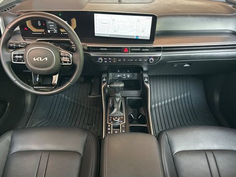 Used 2025 Kia Sorento EX w/ Panoramic Sunroof Package AWD/4WD image 13