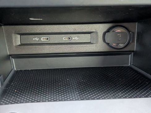 Used 2022 Volkswagen Taos S image 20