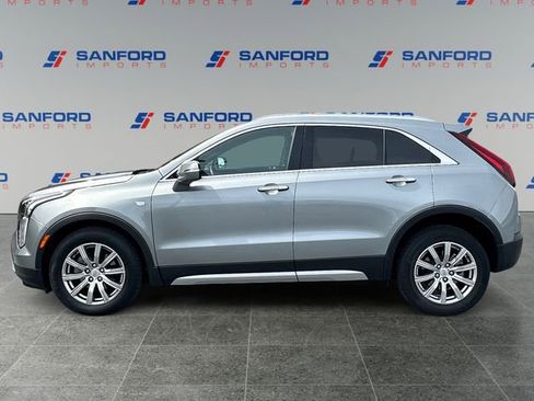 Used 2023 Cadillac XT4 Premium Luxury AWD/4WD image 2