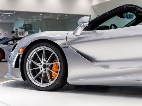 New 2026 McLaren 750S Spider image 14