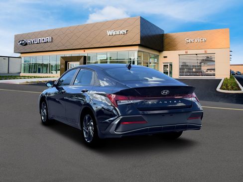 New 2026 Hyundai Elantra Sport FWD image 5