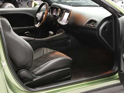 Used 2018 Dodge Challenger SRT Demon w/ Leather Front Seat Group RWD image 32