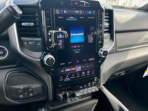 New 2027 RAM 2500 Big Horn AWD/4WD image 31
