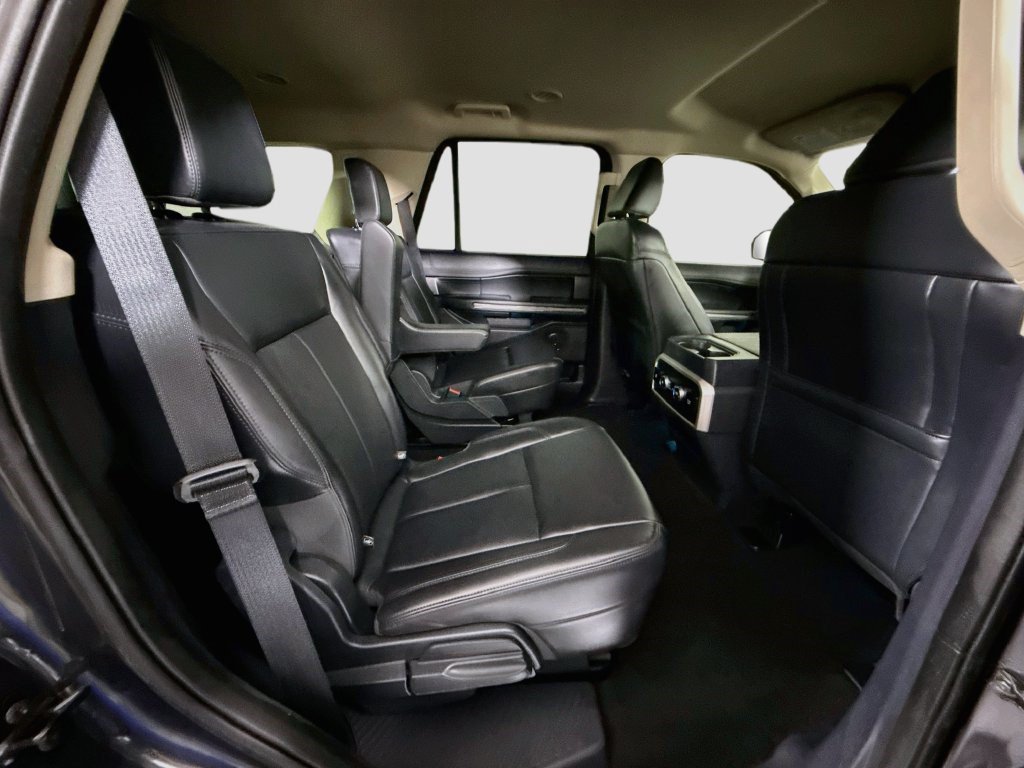 Used 2024 Ford Expedition XLT RWD image 38